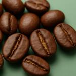 Drei Tassen Kaffee am Tag und die Leber: Große Studie deutet an, dass gar nicht das Koffein den Unterschied macht